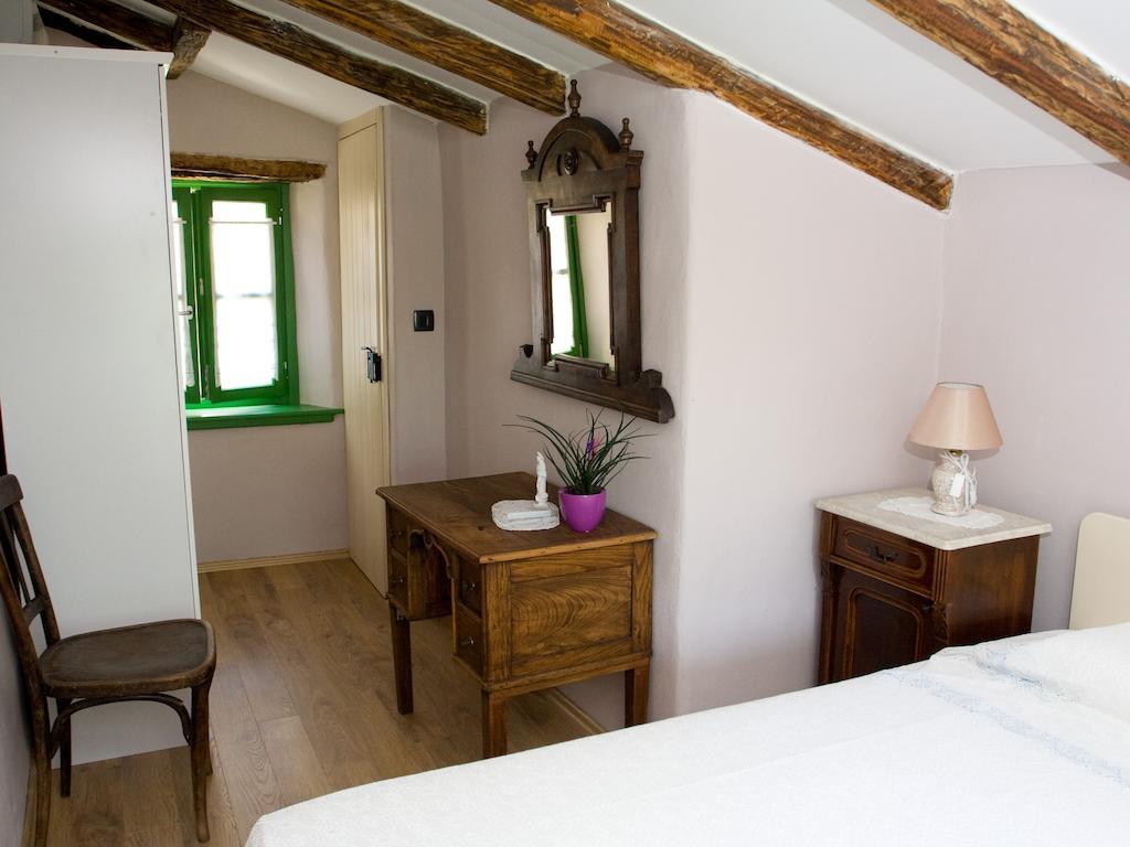 Casetta Melon Motovun Chambre photo